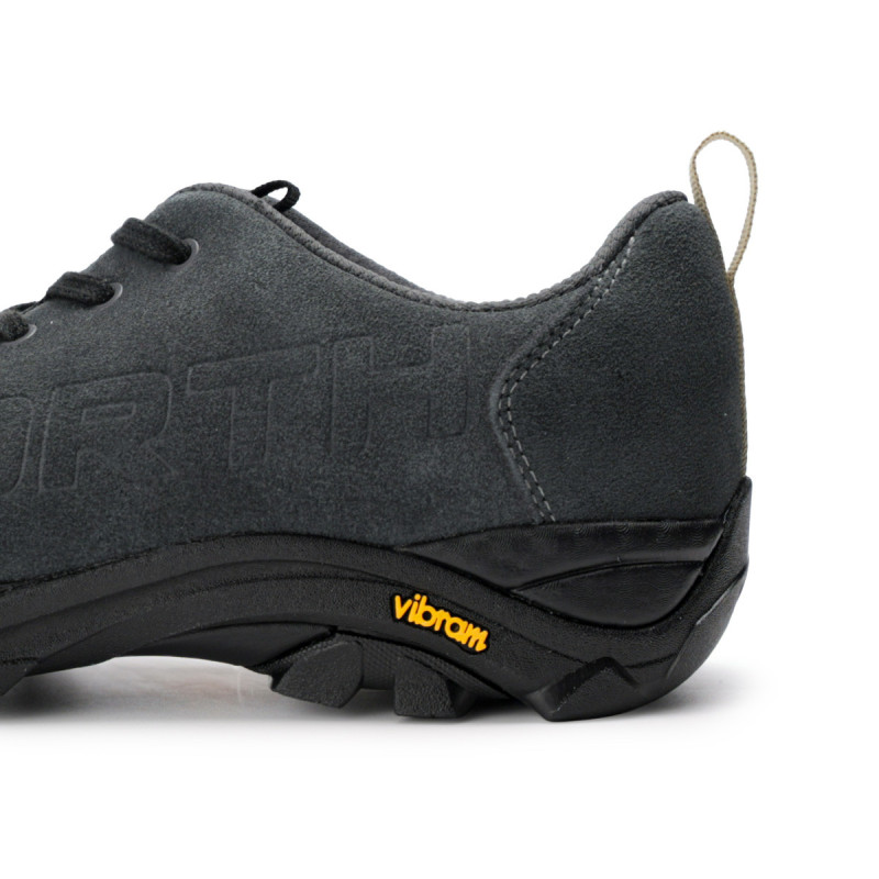 Pánske ľahké topánky Hiking kožené nízke topánky Vibram® TRANGO